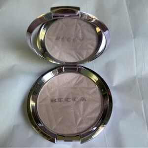 BECCA shimmering skin perfector, prismatic/amethyst